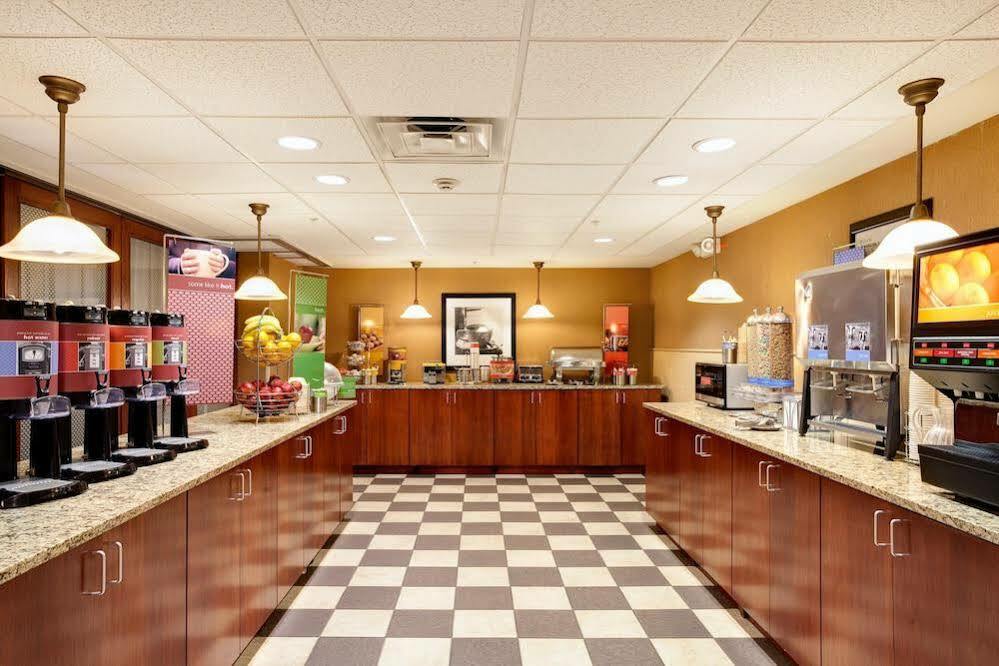 Hampton Inn & Suites Chicago - Libertyville Exterior foto